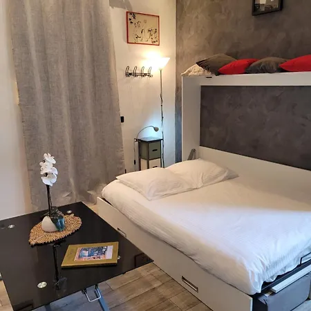 Gustave, Confort Avec Balcon Centre Apartamento *
